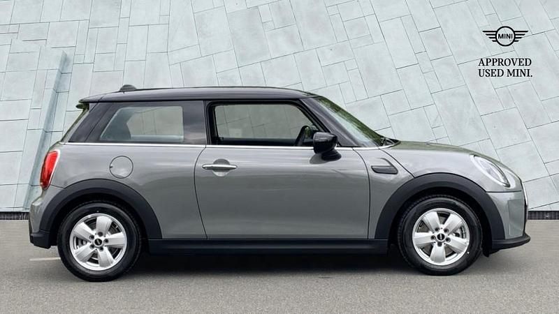 Used Mini Cooper Classic 134 HP (98 kW) 2021 Grey Hatchback