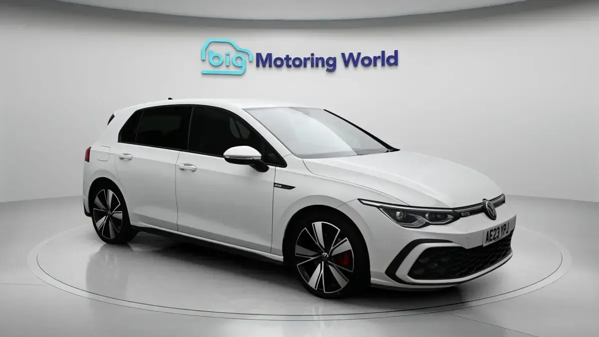 Used VW Golf VIII GTD 200 HP (147 kW) 2023 Hatchback