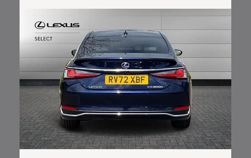 Used Lexus ES300H 218 HP (160 kW) 2022 Blue Sedan