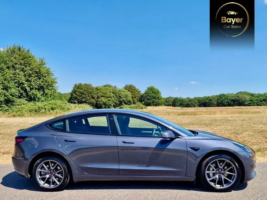 Used Tesla Model 3 RWD 208 kW (283 HP) 2023 Grey Sedan