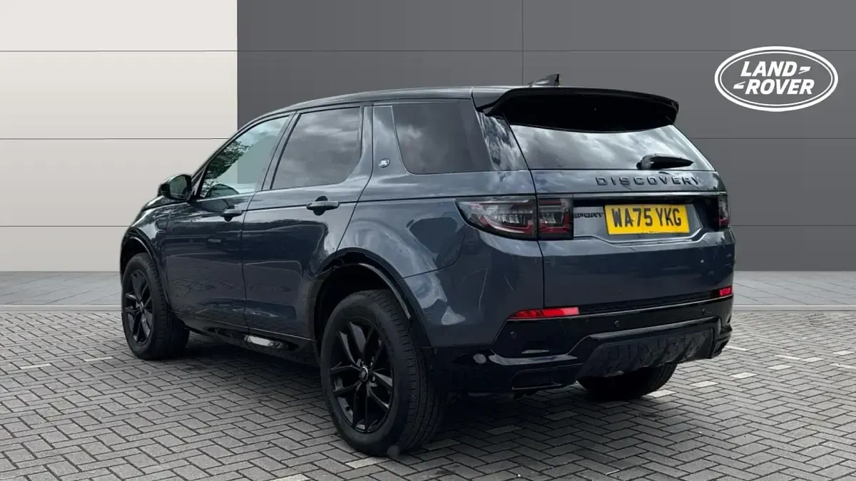 Used Land Rover Discovery 5 SE Dynamic 204 HP (150 kW) 2025 Metallic  varesine blue SUV