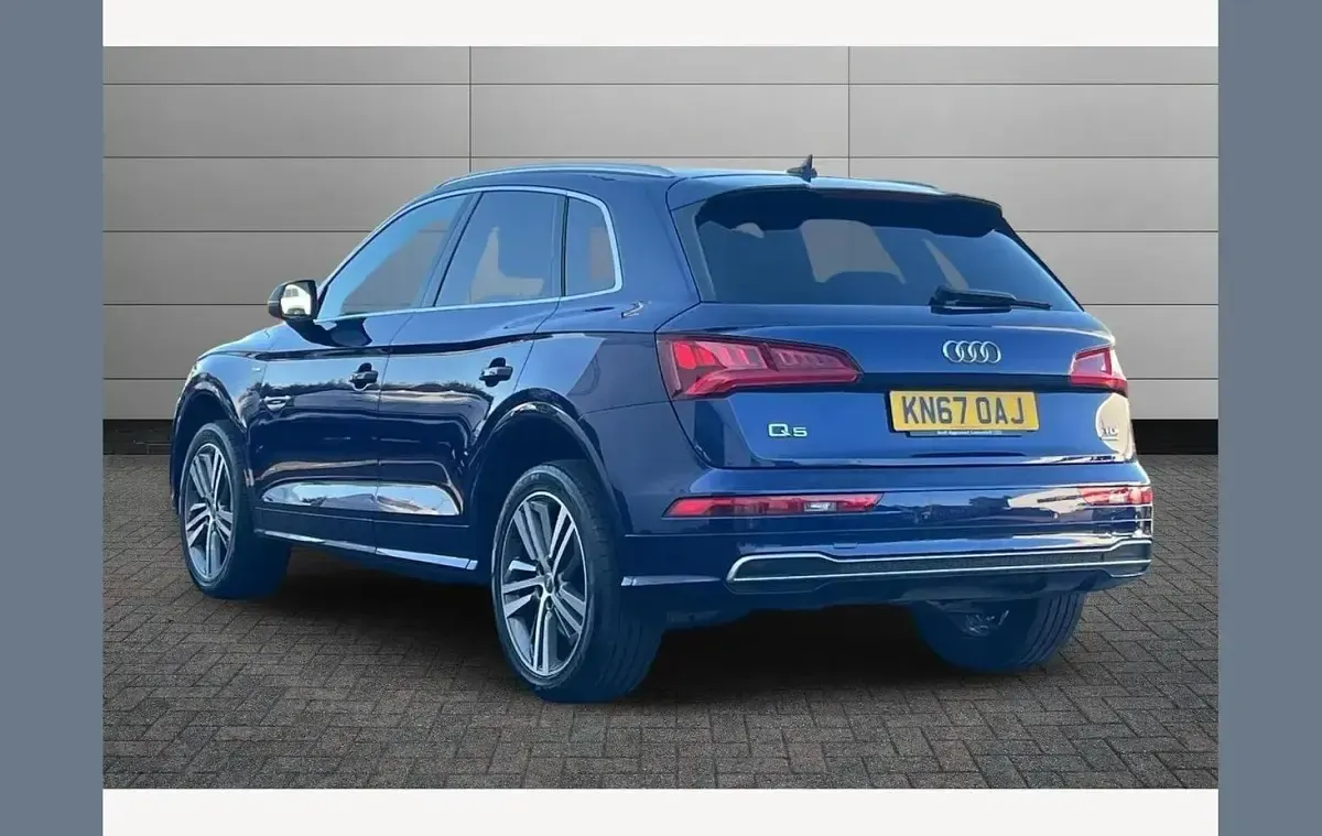 Used Audi Q5 S-Line 190 HP (139 kW) 2017 Blue SUV