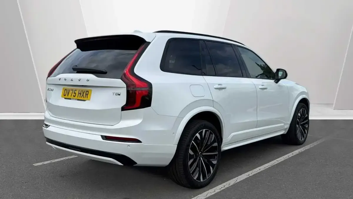 Used Volvo XC90 Plus 455 HP (334 kW) 2025 White SUV