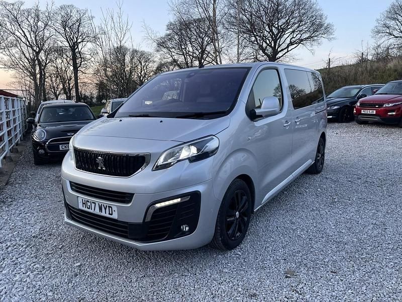 Used Peugeot Traveller Allure 2017 Silver MPV
