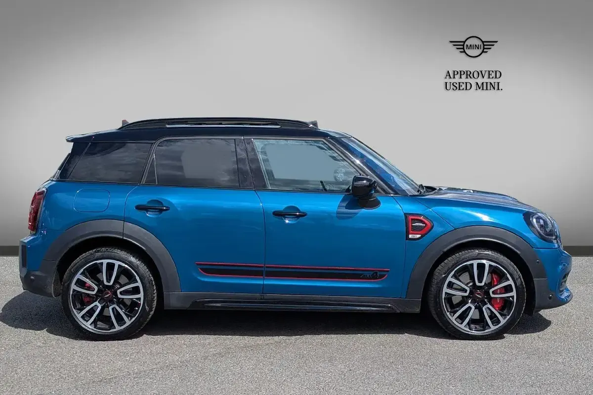 Używany Mini John Cooper Works Countryman 306 KM (225 kW) 2023 Niebieski SUV