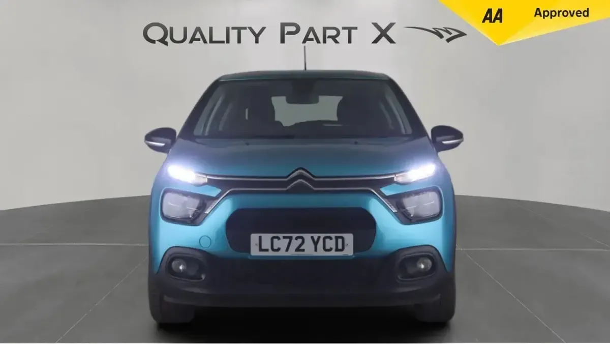 Used Citroën C3 PureTech 2022 Blue Hatchback