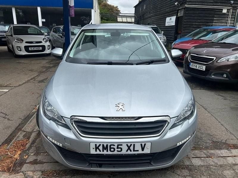 Used Peugeot 308 Active 120 HP (88 kW) 2016 Silver Hatchback