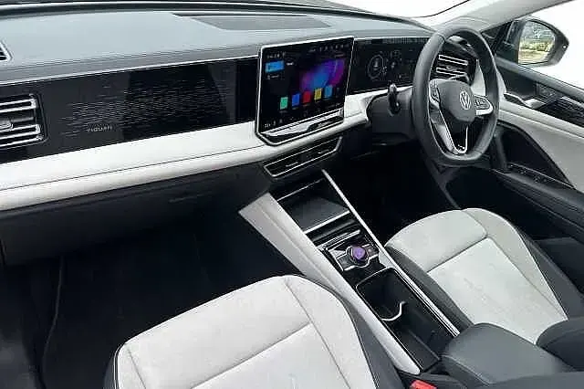 Used VW Tiguan Elegance 150 HP (110 kW) 2025 Grey SUV