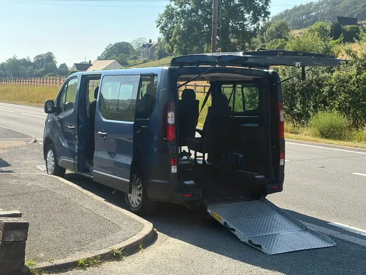 Used Vauxhall Vivaro 2019 Blue MPV