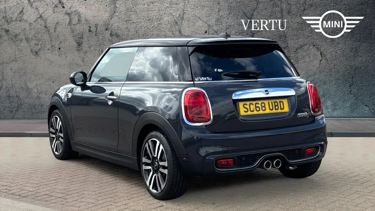 Usado Mini Cooper S Comfort 192 HP (141 kW) 2002 Citadino