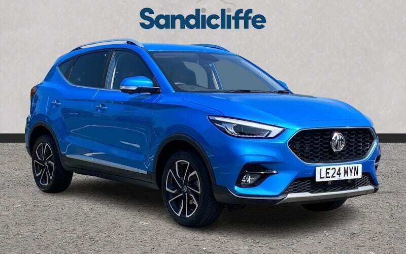 Metallic battersea blue Used 2022 MG ZS Exclusive Sedan | £16,800 (Fair price) - Image 1/4