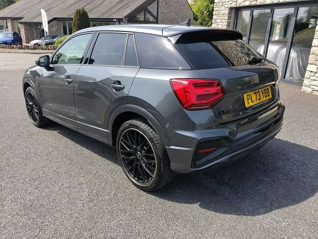 Used Audi Q2 Black Edition 148 HP (108 kW) 2024 Grey SUV