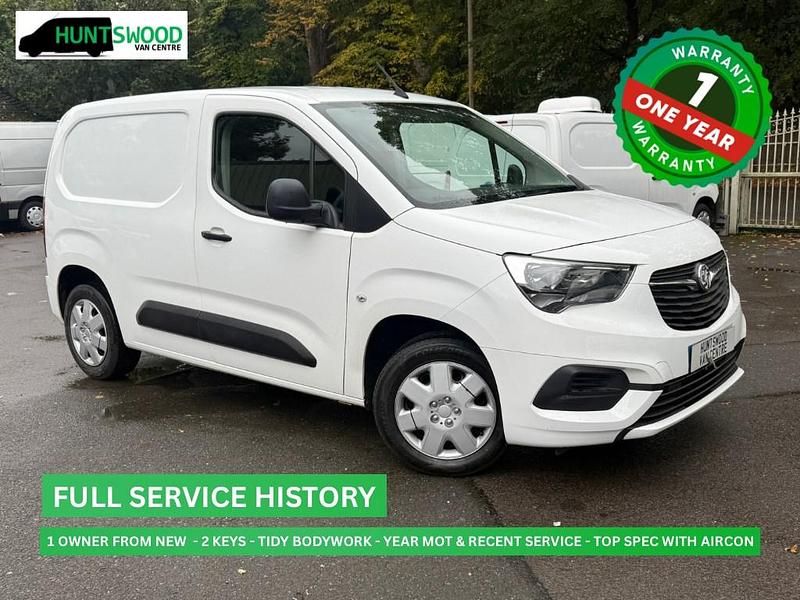 White Used 2019 Vauxhall Combo Sportive MPV | £7,495 (Super price) - Image 1/3