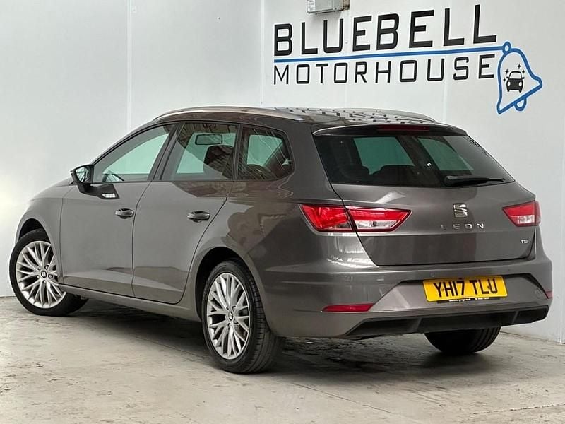 Used Seat Leon ST SE Dynamic 110 HP (80 kW) 2017 Grey Estate
