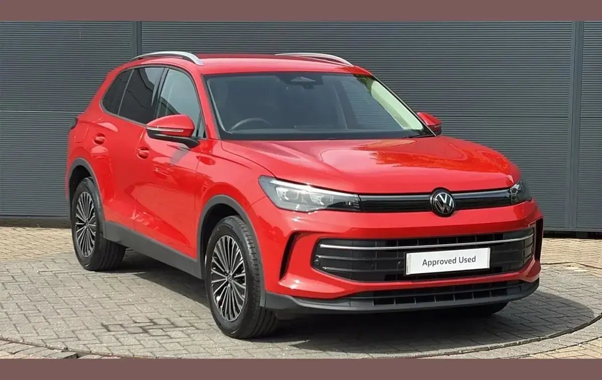 Used VW Tiguan Match 147 HP (108 kW) 2025 Red SUV