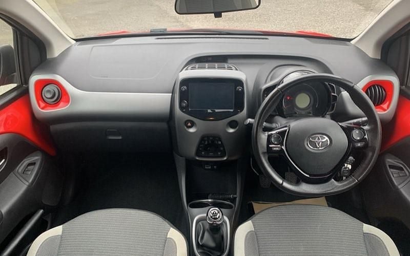 Used Toyota Aygo Trend 72 HP (52 kW) 2021 Hatchback