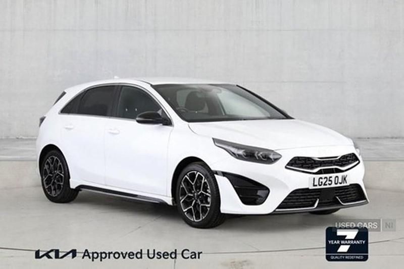 White Used 2025 Kia Ceed GT-Line Hatchback | £21,495 (Fair price) - Image 1/1