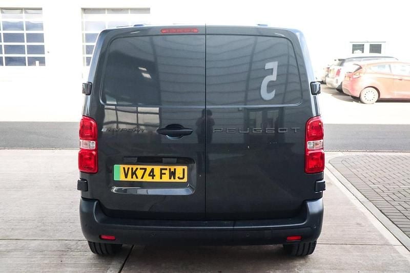 Used Peugeot e-Expert 98 kW (134 HP) 2024 Grey Van