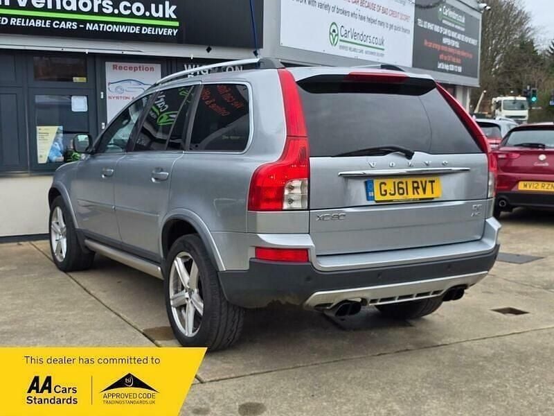 Usado Volvo XC90 R-Design 200 CV (147 kW) 2011 Plateado SUV