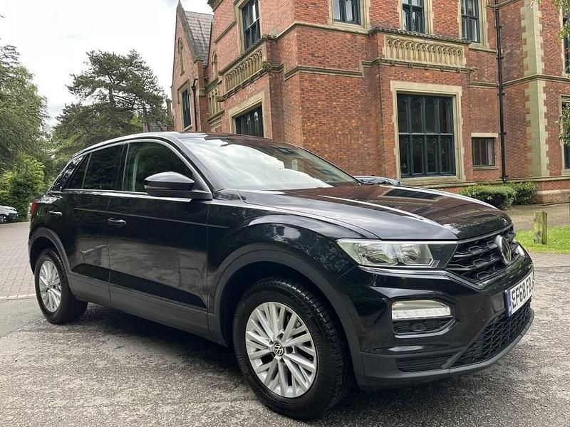 Black Used 2018 VW T-Roc S SUV | £10,781 (Expensive) - Image 1/4