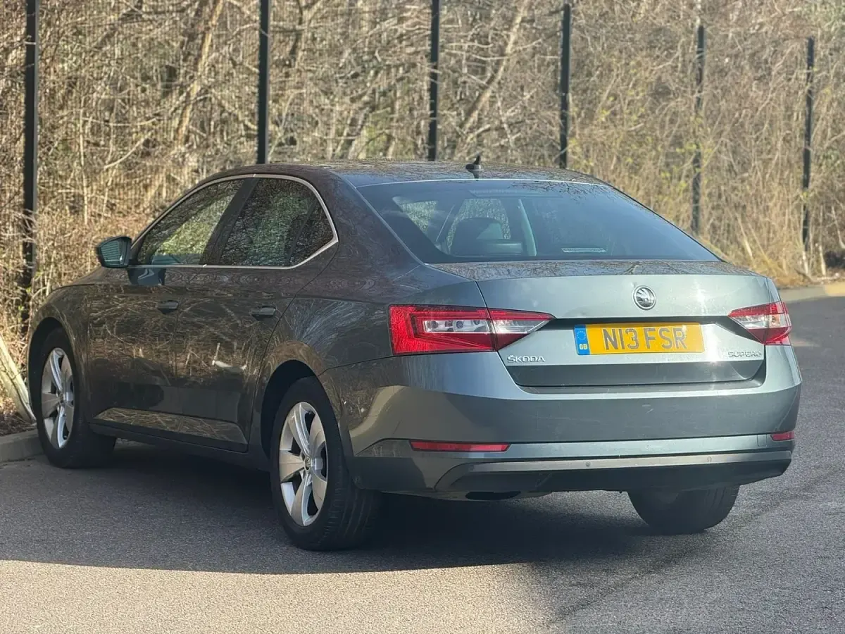 Used Skoda Superb SE Technology 118 HP (86 kW) 2016 Grey Hatchback