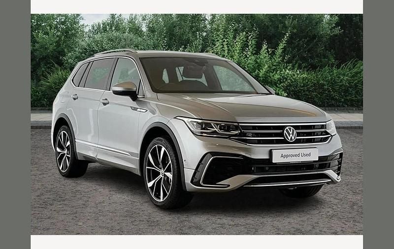 Silver Used 2025 VW Tiguan Allspace R-line SUV | £35,690 (Fair price) - Image 1/3