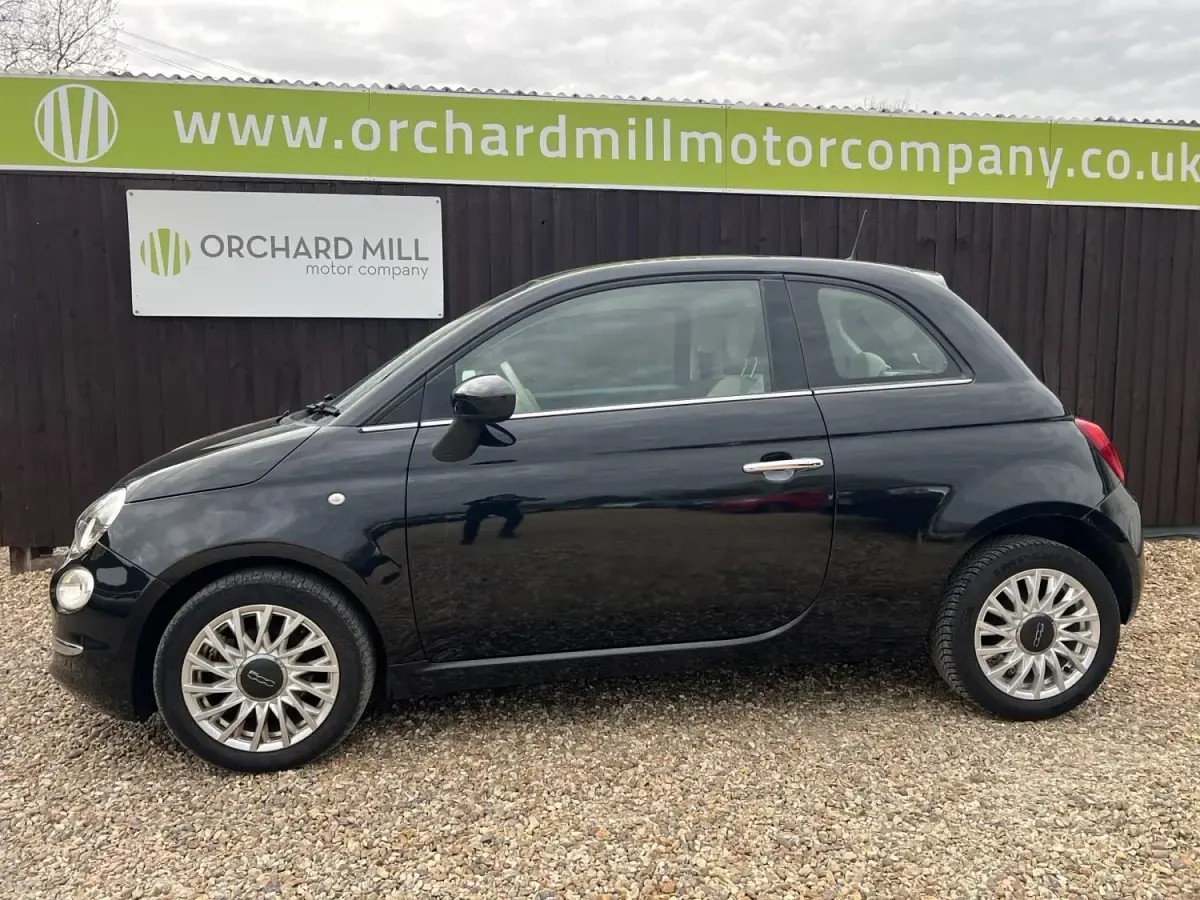 Usado Fiat 500 Lounge 69 HP (50 kW) 2017 Preto Citadino