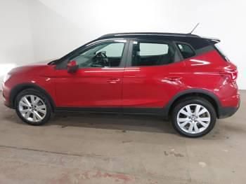 Begagnad Seat Arona SE Technology 115 HK (84 kW) 2018 Röd SUV