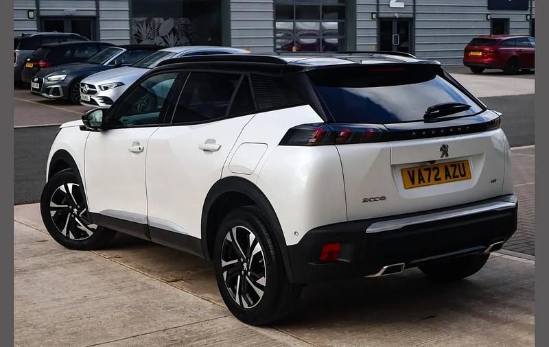 Used Peugeot 2008 GTi 129 HP (94 kW) 2023 White SUV