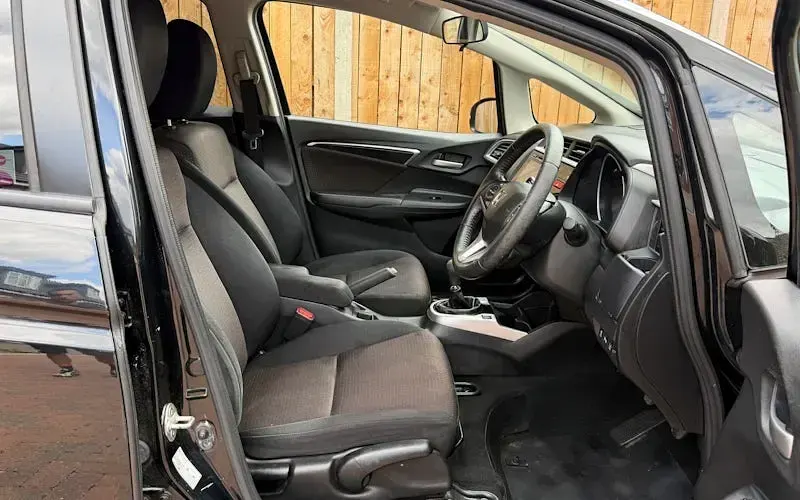 Used Honda Jazz EX 102 HP (75 kW) 2016 Black Hatchback