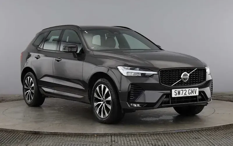 Używany Volvo XC60 Plus 197 KM (144 kW) 2022 SUV