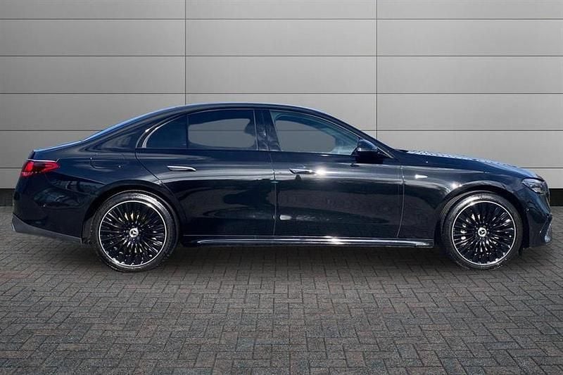 Used Mercedes E300 Urban 313 HP (230 kW) 2025 Black Sedan