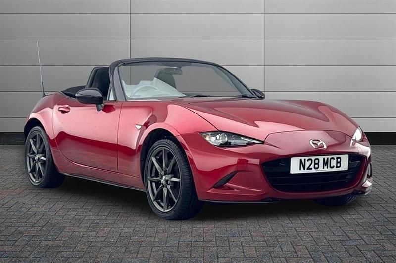 Used Mazda MX5 160 HP (117 kW) 2016 Soul red Cabriolet