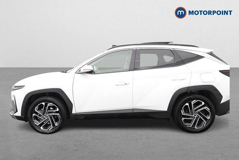 Used Hyundai Tucson Ultimate 2025 White SUV