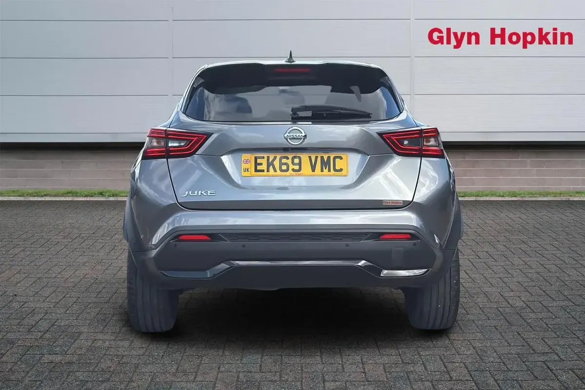 Used Nissan Juke Tekna+ 117 HP (86 kW) 2019 Grey SUV