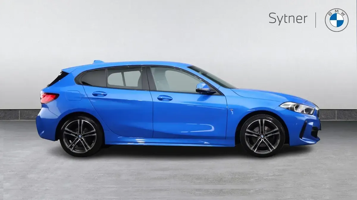 Used BMW 118 M Sport 134 HP (98 kW) 2024 Blue Hatchback