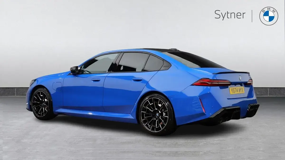 Used BMW M5 Comfort Edition 717 HP (527 kW) 2024 Blue
