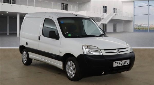 White Used 2009 Citroën Berlingo First MPV | £1,995 (Fair price) - Image 1/1
