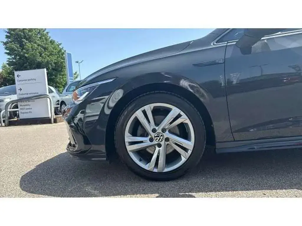 Used VW Golf VIII R-line 150 HP (110 kW) 2022 Grey Hatchback