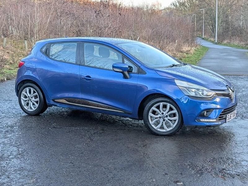 Used Renault Clio IV Dynamique 90 HP (66 kW) 2017 Blue Hatchback