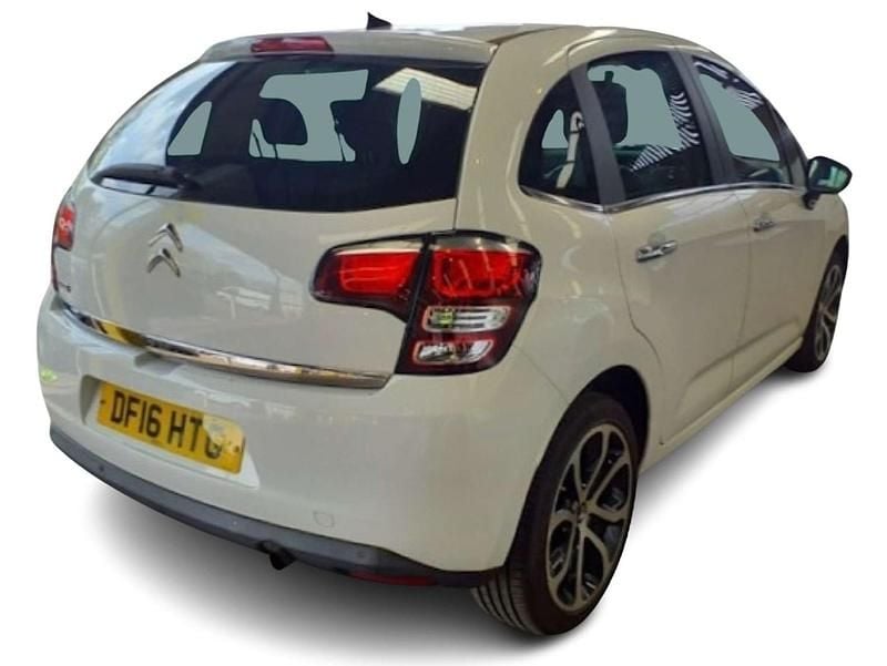 Begagnad Citroën C3 Platinum 2016 Vit Halvkombi