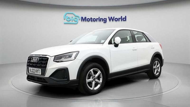 Used Audi Q2 110 HP (80 kW) 2022 White SUV