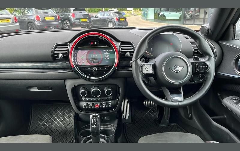 Used Mini John Cooper Works Clubman 306 HP (225 kW) 2021 Green Estate