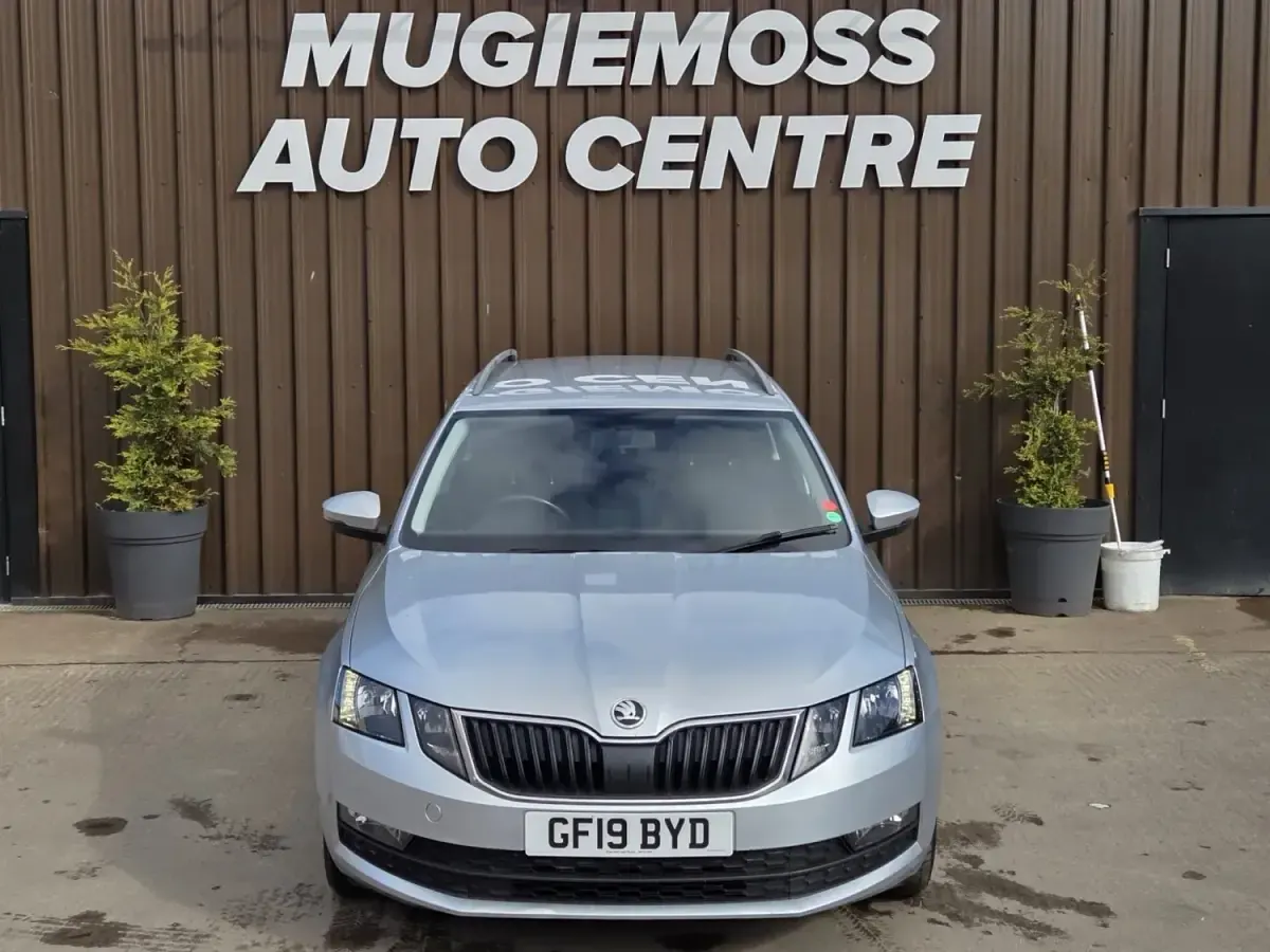 Begagnad Skoda Octavia SE 116 HK (85 kW) 2019 Silver Kombi