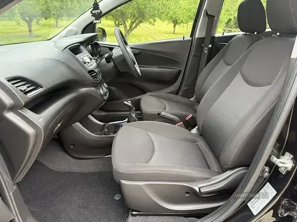 Used Vauxhall Viva 75 HP (55 kW) 2017 Black Hatchback