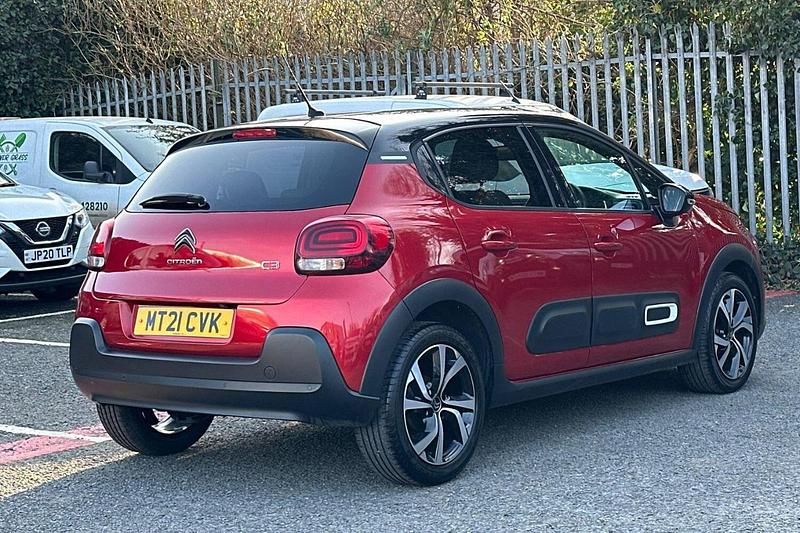 Used Citroën C3 PureTech 82 HP (60 kW) 2021 Red Hatchback