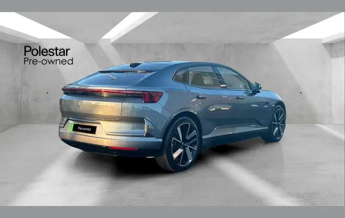 Nuevo Polestar 4 Plus 196 kW (267 CV) 2025 Gris SUV