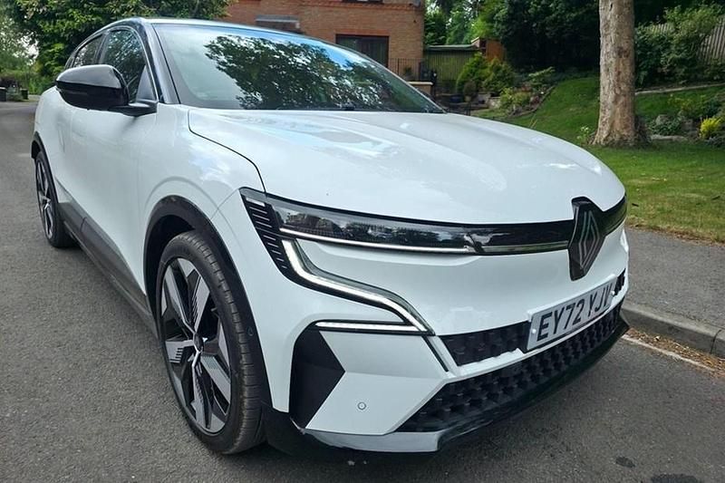 Used 2022 Renault Mégane Techno Hatchback | £17,495 (Fair price) - Image 1/1