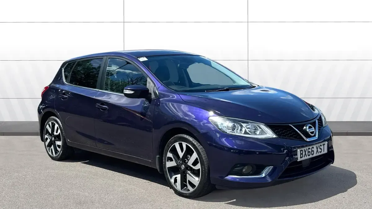 Used Nissan Pulsar Tekna 116 HP (85 kW) 2016 Hatchback