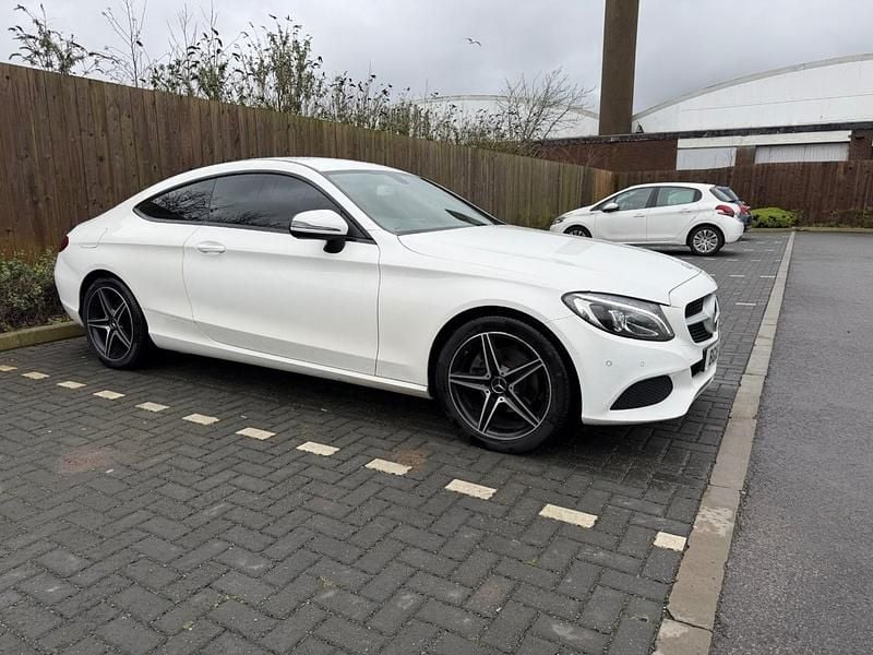 Used Mercedes C200 184 HP (135 kW) 2016 White Coupe